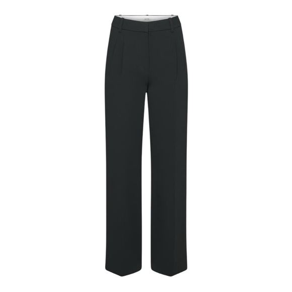 Aritzia Pants - NWT Wilfred Effortless Pant in Crepette size 2
